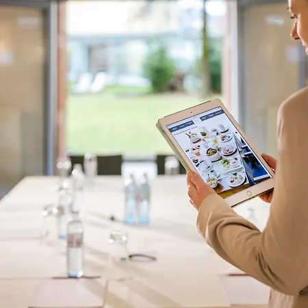 ホテル Arcotel Castellani ザルツブルク