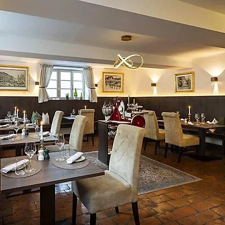 Arcotel Castellani Hotel 4*