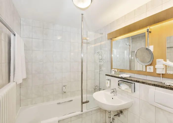 Arcotel Castellani מלון 4*