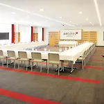 מלון Arcotel Castellani